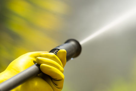 5 ways to prepare for a professional pressure washing session