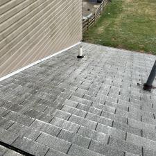 High-Quality-Roof-Cleaning-and-House-Washing-in-Springfield-Ohio 3